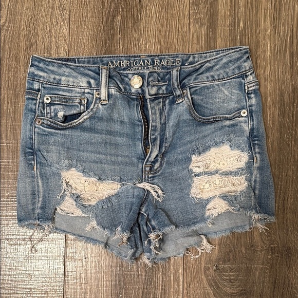 American Eagle Outfitters Blue Distressed Jean Shorts - Picture 1 of 4